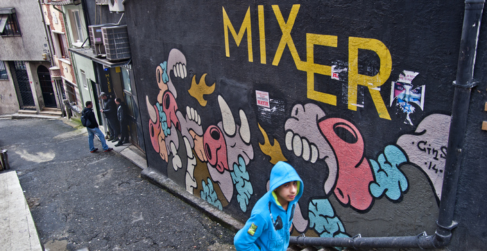 Tophane'de müdahale sanata mı, ahlaka mı?